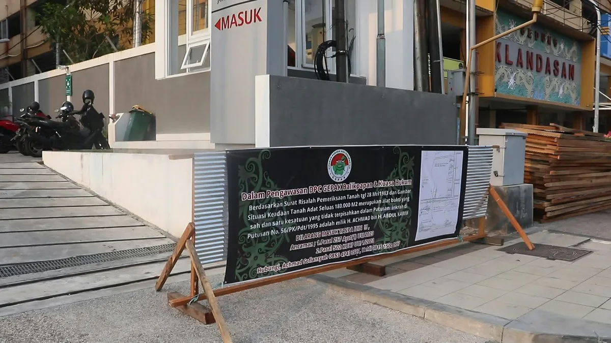 Ahli Waris Segel Sejumlah Bangunan di Jalan Sudirman Balikpapan, Tuntut Penyelesaian Lahan