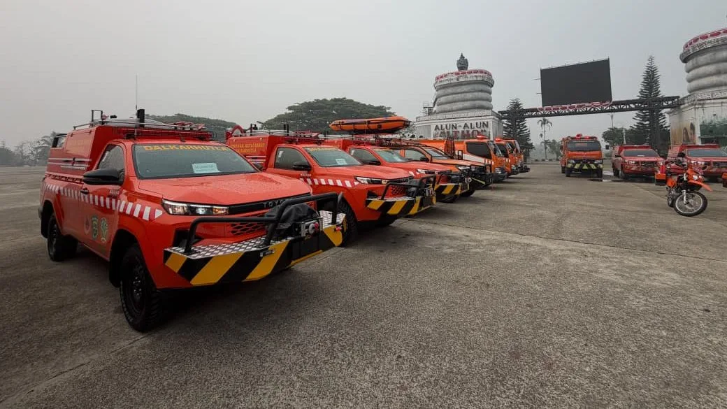 Perkuat Penanganan Karhutla, Pemkab Kubar Serahkan 16 Motor Trail dan 5 Mobil Slip On ke Kecamatan