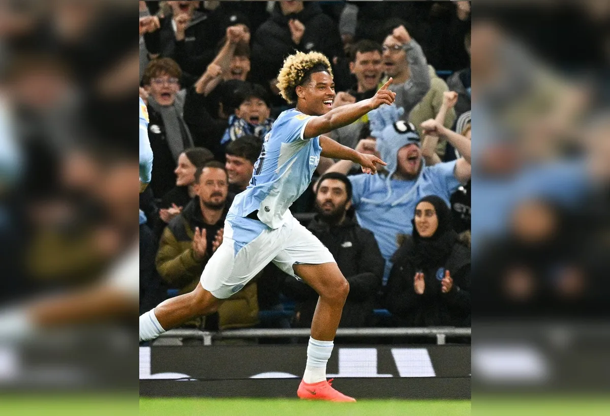 Floyd Samba, pemain berusia 17 tahun yang jadi bintang baru Manchester City. (Foto: Gettyimages)