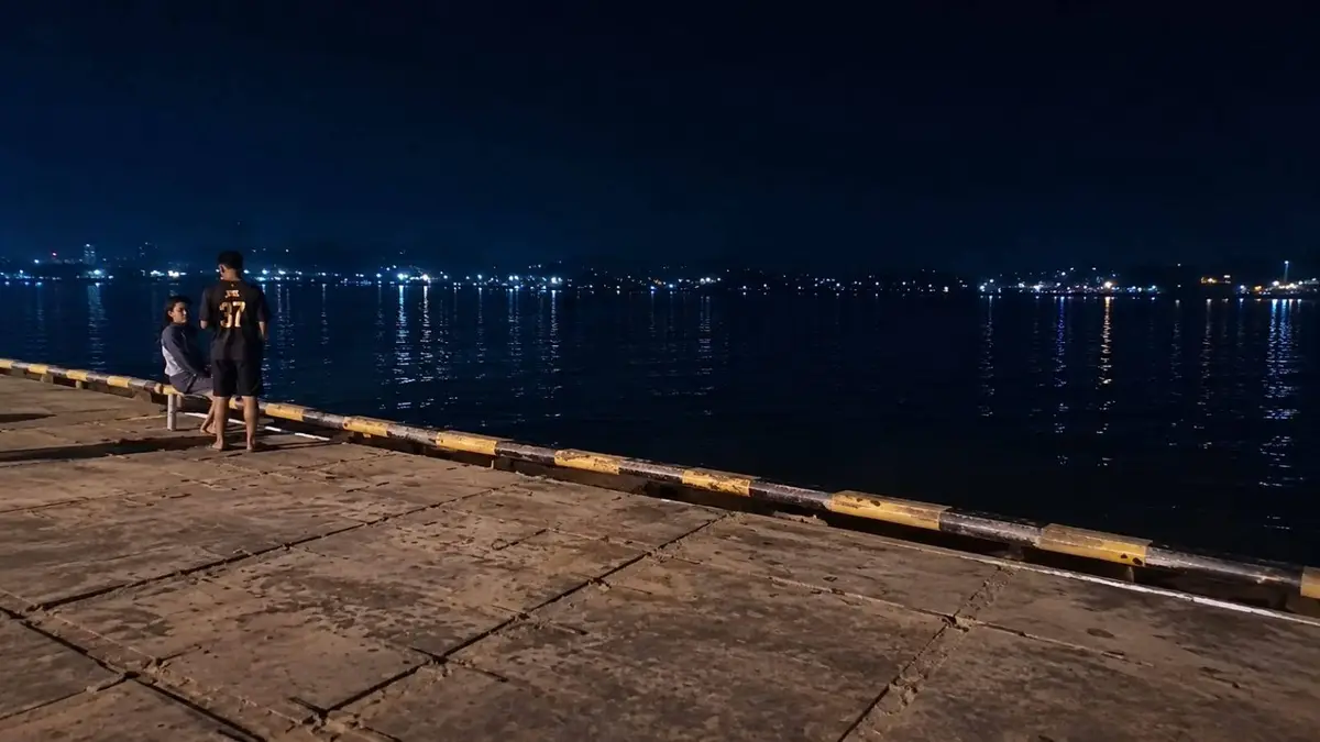 Pihak Warga yang Mengejar Pencuri dan menyeburkan diri ke Sungai Mahakam (Dok.Info Taruna Samarinda)