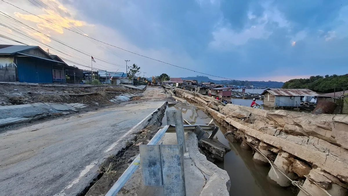 DPRD Kukar Mendatangi BPJN Kaltim, Minta Longsor Jembayan Segera Diperbaiki