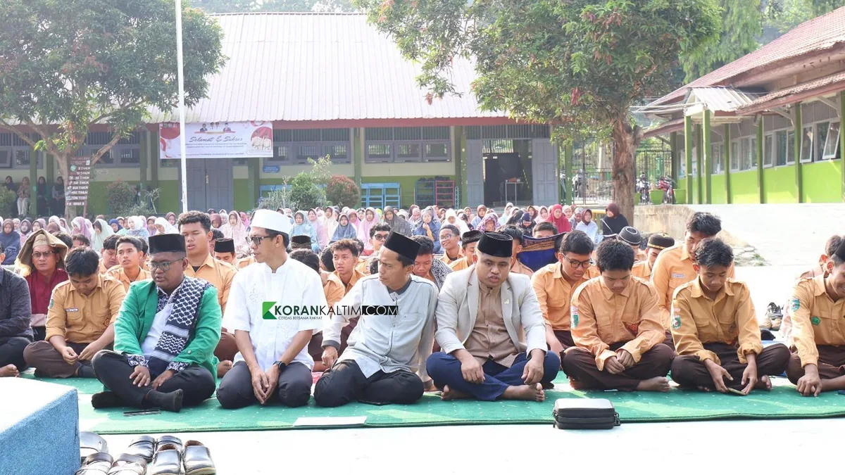 Salat Istisqa di SMAN 9 Samarinda, Lebih 600 Siswa Berdoa Ditengah Kemarau